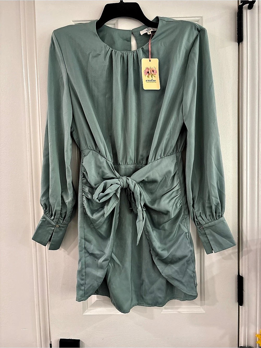entro Mini Dress in Green Size Medium NWT
